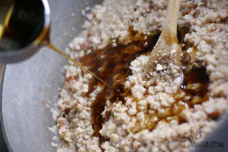 Maple-Syrup-5 Maple Syrup 5 Maple Pecan Oatmeal