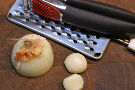 taco-burgers-peeled-onion taco burgers peeled onion Taco Burgers $5 Dinner Challenge