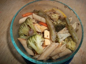 570 700x525 300x225 Danas Easy Pasta Salad