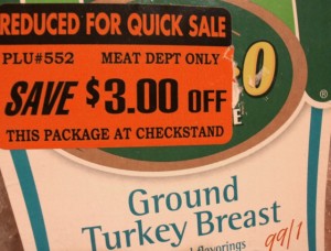 ground turkey 640x488 300x228 Aleas White Chili with Ground Turkey 