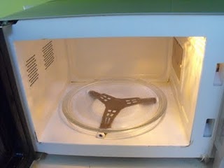 how to clean your microwave How to Clean Your Microwave   Kitchen Inspiration