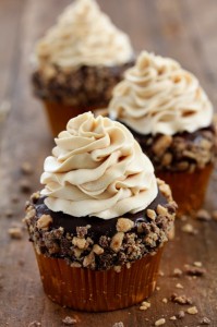 toffeecrunch 199x300 Toffee Crunch Cupcakes  Sweet Fall Treat