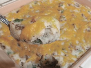 Loaded mashed Potato Casserole Recipe 640x480 300x225 Aleas Loaded Mashed Potato Casserole   Thanksgiving Leftovers