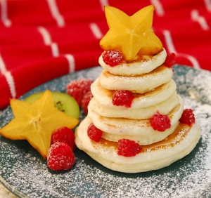 kids pancakes Christmas Tree Pancakes