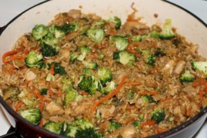 Easy Asian Chicken Skillet (640x427) Easy Asian Chicken Skillet 640x4271 300x200 Aleas Asian Chicken Skillet