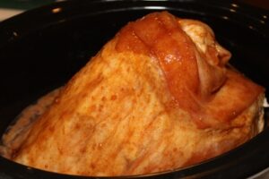 Slow Cooker Honey Glazed Ham Slow Cooker Honey Glazed Ham 400x267 300x200 Aleas Slow Cooker Honey Glazed Ham