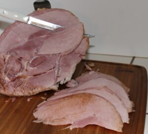 Slow Cooker Honey Glazed Ham Recipe Slow Cooker Honey Glazed Ham Recipe 400x363 300x272 Aleas Slow Cooker Honey Glazed Ham