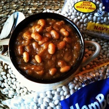 boston baked beans {CLOSED} Hurst Beans Handmade Clay Pot   Giveaway