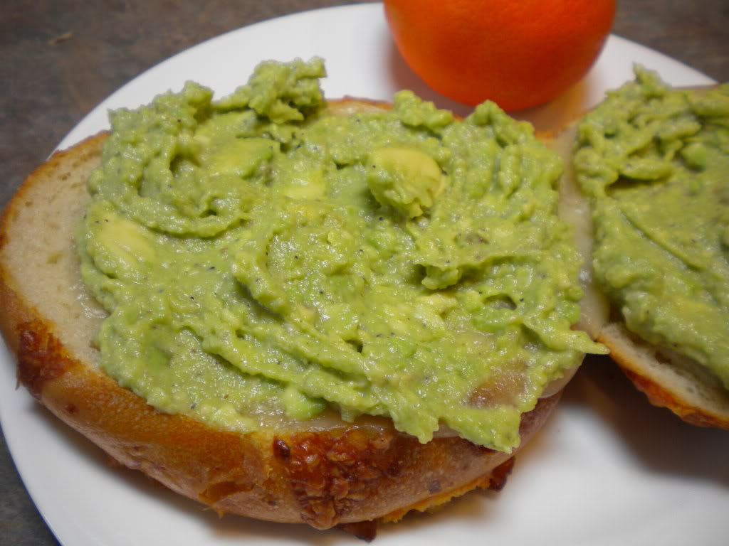 avocados13 avocados13 How to Choose and Cut an Avocado