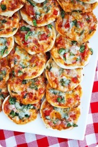 pizza 200x300 Thin Crust Pizza Bites  Lunchbox Inspiration