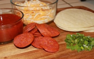 Pepperoni Pizza Quesadillas Recipe Pepperoni Pizza Quesadillas Recipe 400x253 300x189 Aleas Pizza Quesadillas