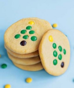 christmas tree cookies 252x300 Christmas Tree Cookies  Kids in the Kitchen