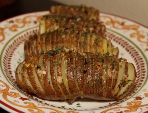 Fast and Easy Hasselback Potatoes Recipe Fast and Easy Hasselback Potatoes Recipe 425x326 300x230 Aleas Fast and Easy Hasselback Potatoes