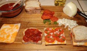 Pizza Grilled Cheese Sandwiches 425x252 300x177 Aleas Pizza Grilled Cheese Sandwiches