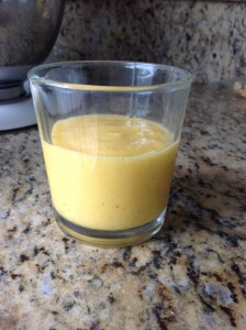 photo 24 224x300 Danas Mango Smoothie