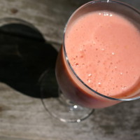 Mango Raspberry Smoothie | 5DollarDinners.com