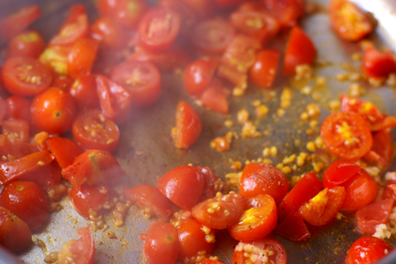 spinach tomato saute