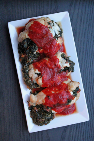 spinach and tomato stuffed chicken