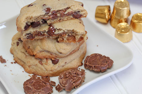 rolo stuffed chocolate chip cookies