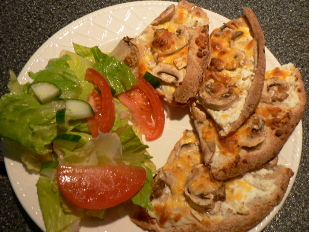 mushroom and garlic pita pizza