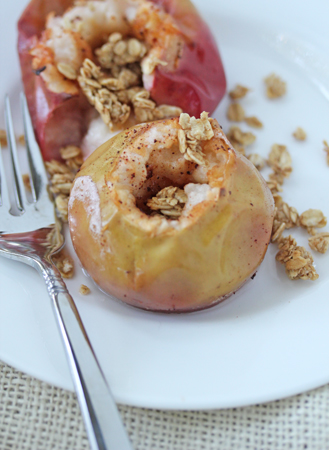 baked apples with maple and granola