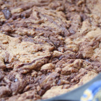 One Skillet Chocolate Chip Cookie | 5DollarDinners.com