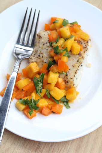 Cod with Mango-Pepper Salsa