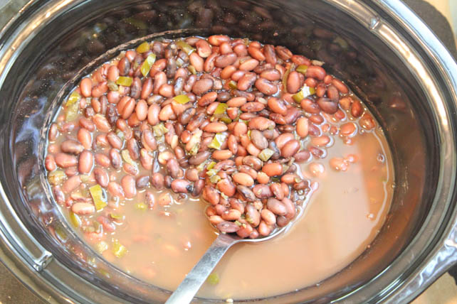 How to Make Slow Cooker Refried Beans_
