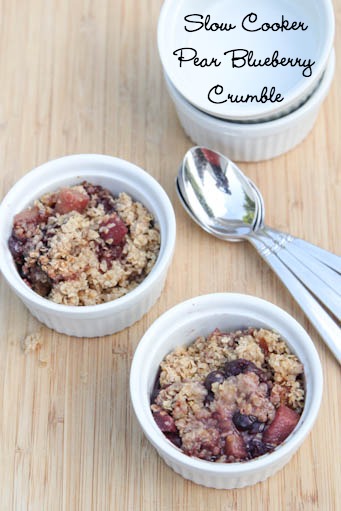 Slow Cooker Pear Blueberry Crumble