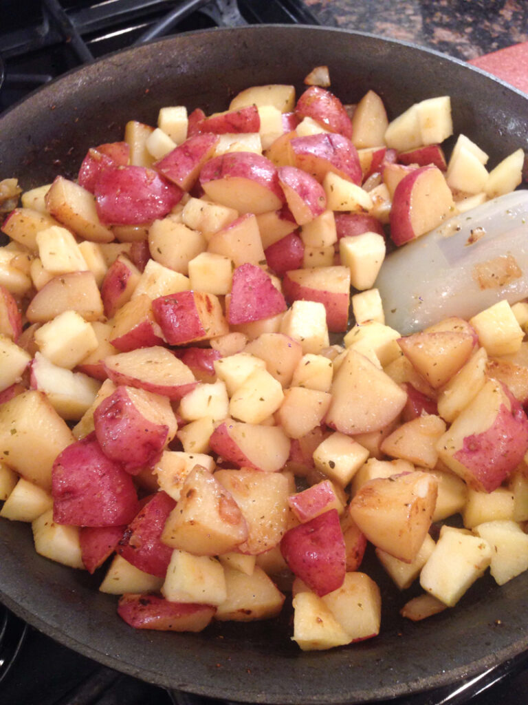 Pork Chops, Red Potatoes & Apple Skillet Dinner 5 Dinners