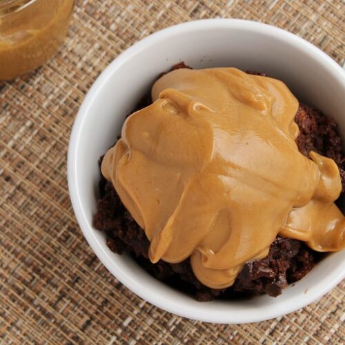 Slow Cooker Chocolate Cake with Peanut Butter Sauce 5 Dinners