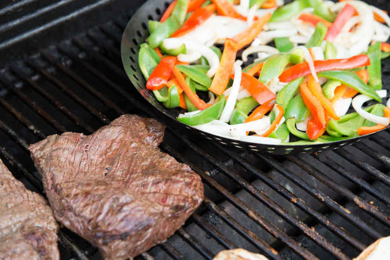 how to grill and slice beef fajitas