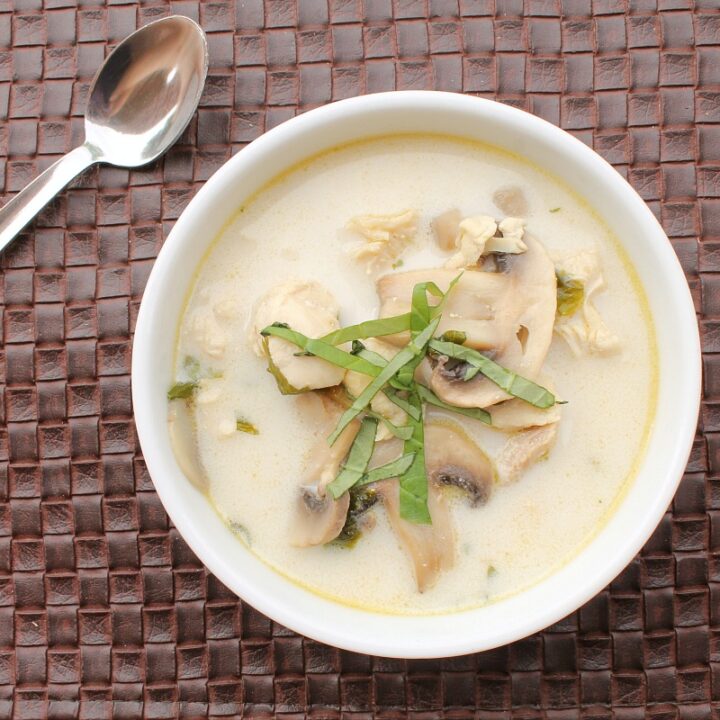 Thai Chicken Coconut Soup (Easy Tom Kha Gai) 5 Dinners