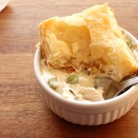 Creamy Chicken Pot Pie from 5DollarDinners.com