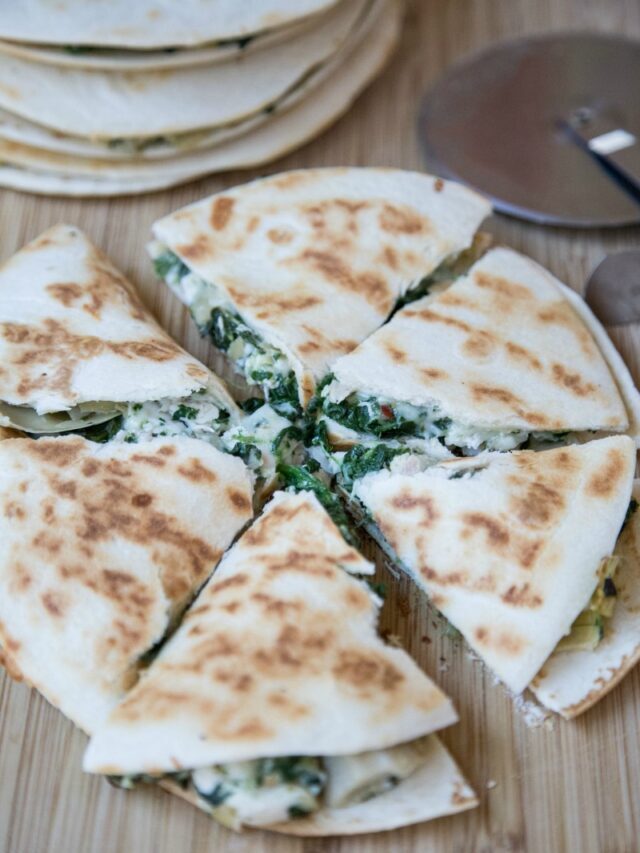 BEST QUESADILLA RECIPES – Plus How to Cut Them!