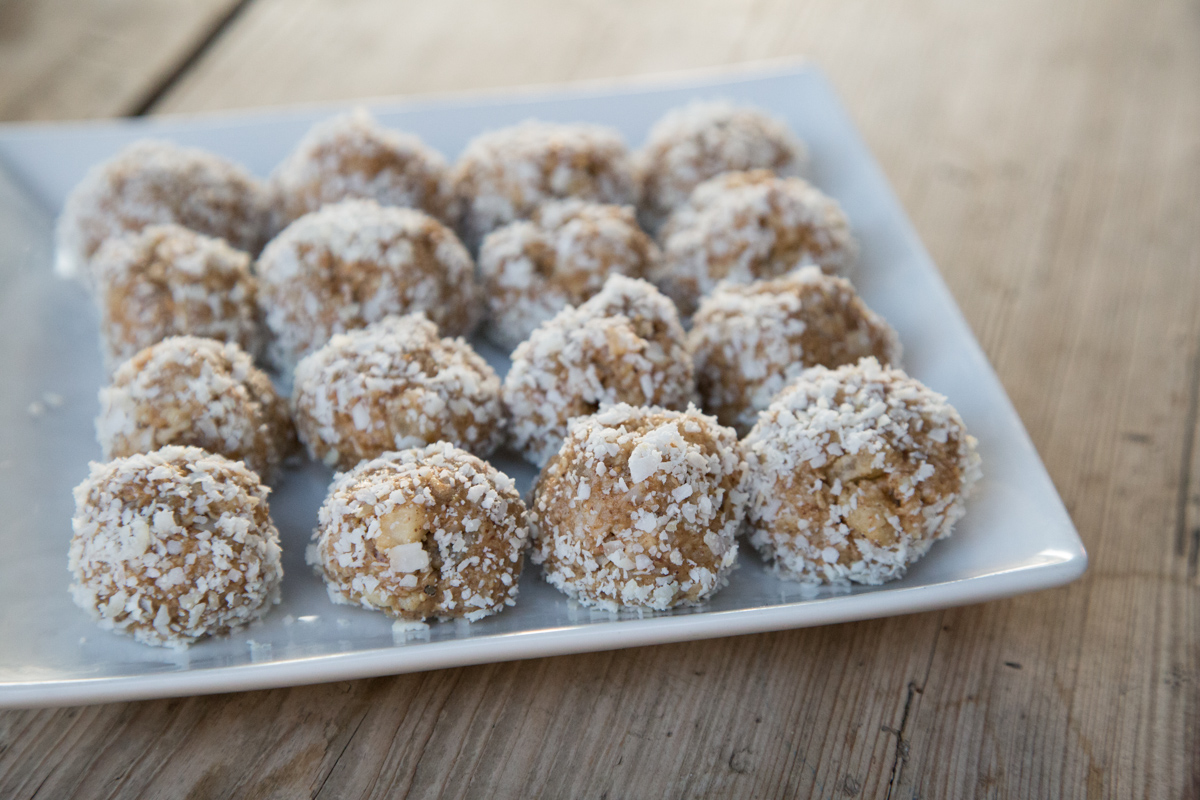 No-Bake Hawaiian Energy Bites