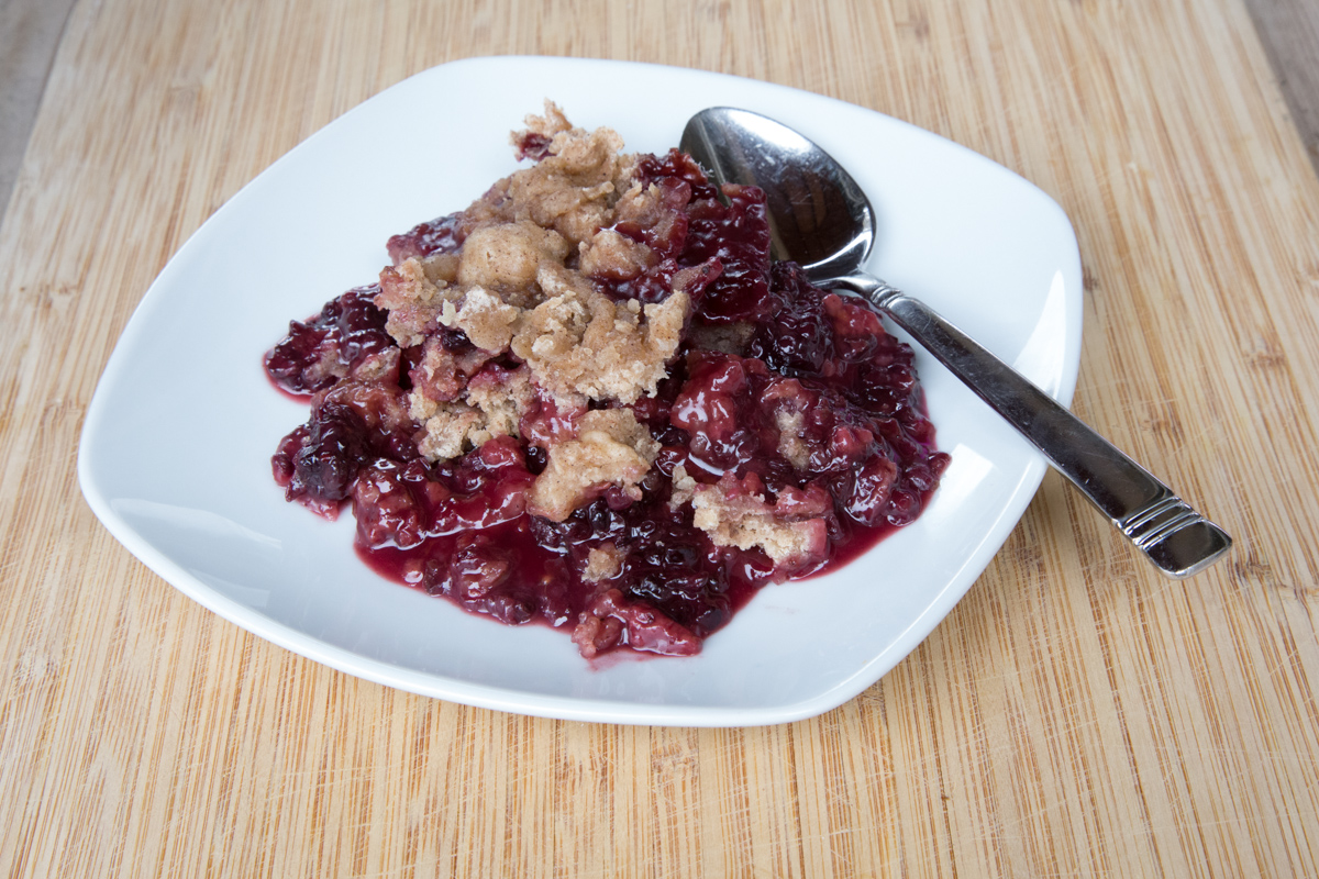 Slow Cooker Blackberry Cobbler