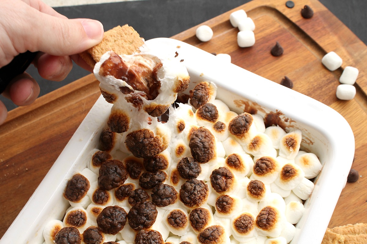 Slow Cooker S'mores Dip Recipe from 5DollarDinners.com