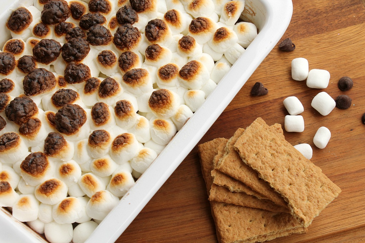 Slow Cooker S'mores Dip Recipe from 5DollarDinners.com