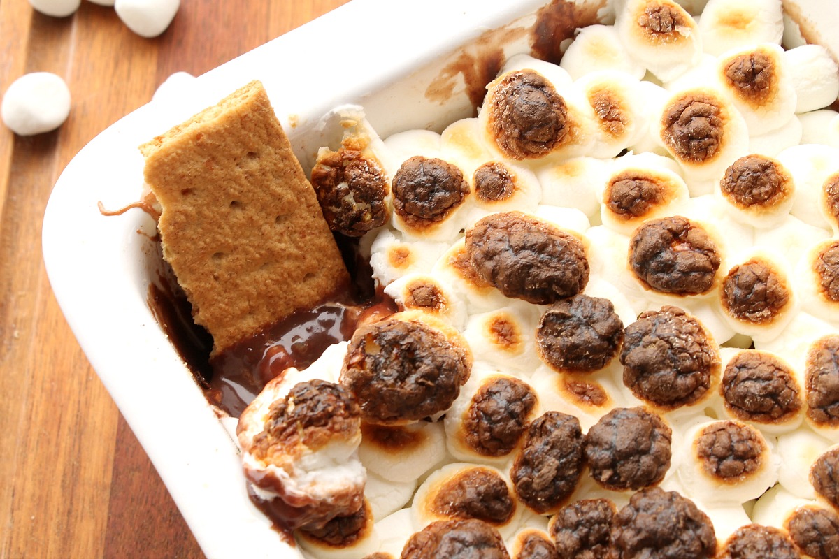 Slow Cooker S'mores Dip Recipe from 5DollarDinners.com