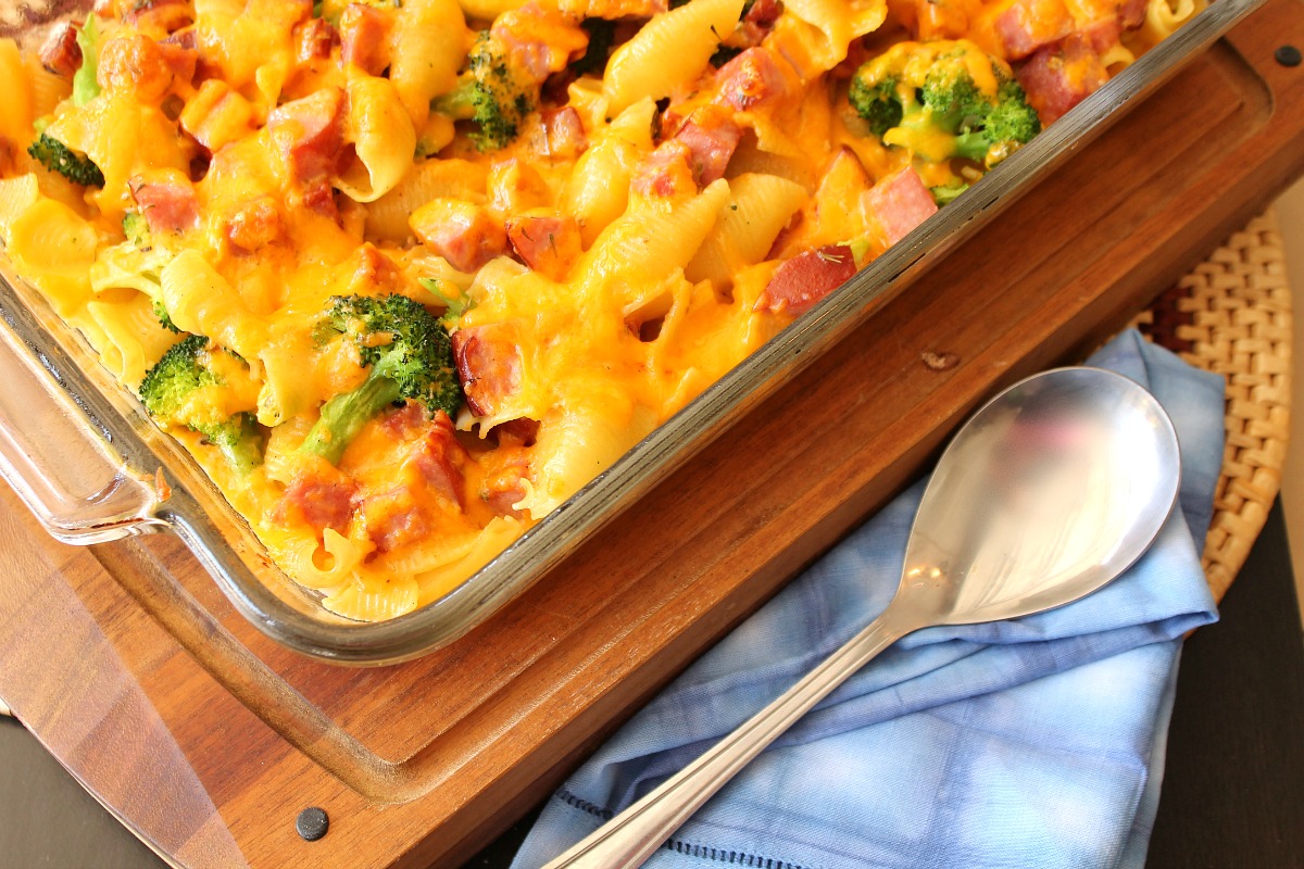 Cheesy Broccoli & Ham Pasta from 5DollarDinners.com