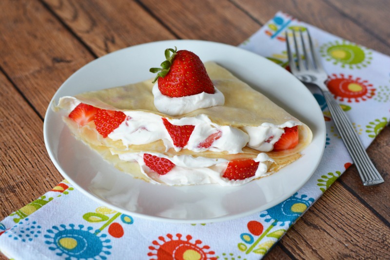 strawberry-crepes-2