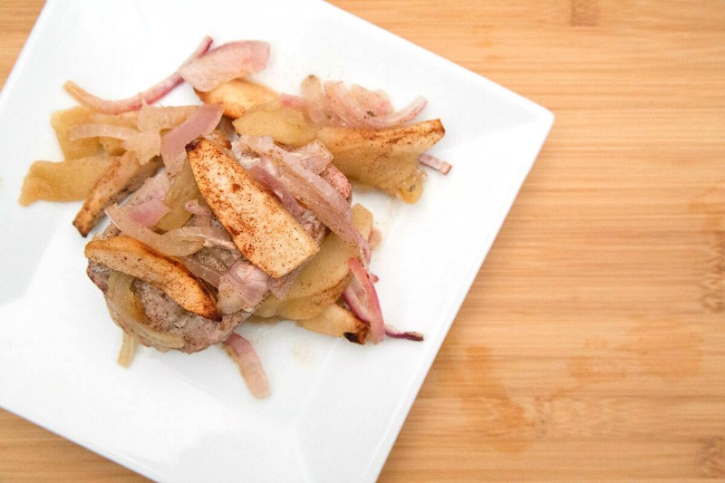 baked cinnamon apple pork chops