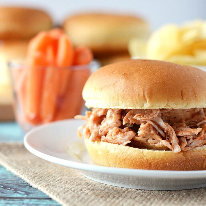 Adobo Pulled Pork Sandwiches {Slow Cooker & Instant Pot} 5 Dinners