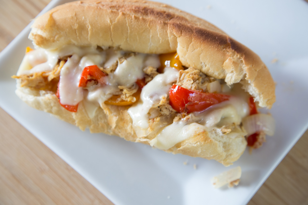 slow cooker chicken philly cheesesteak