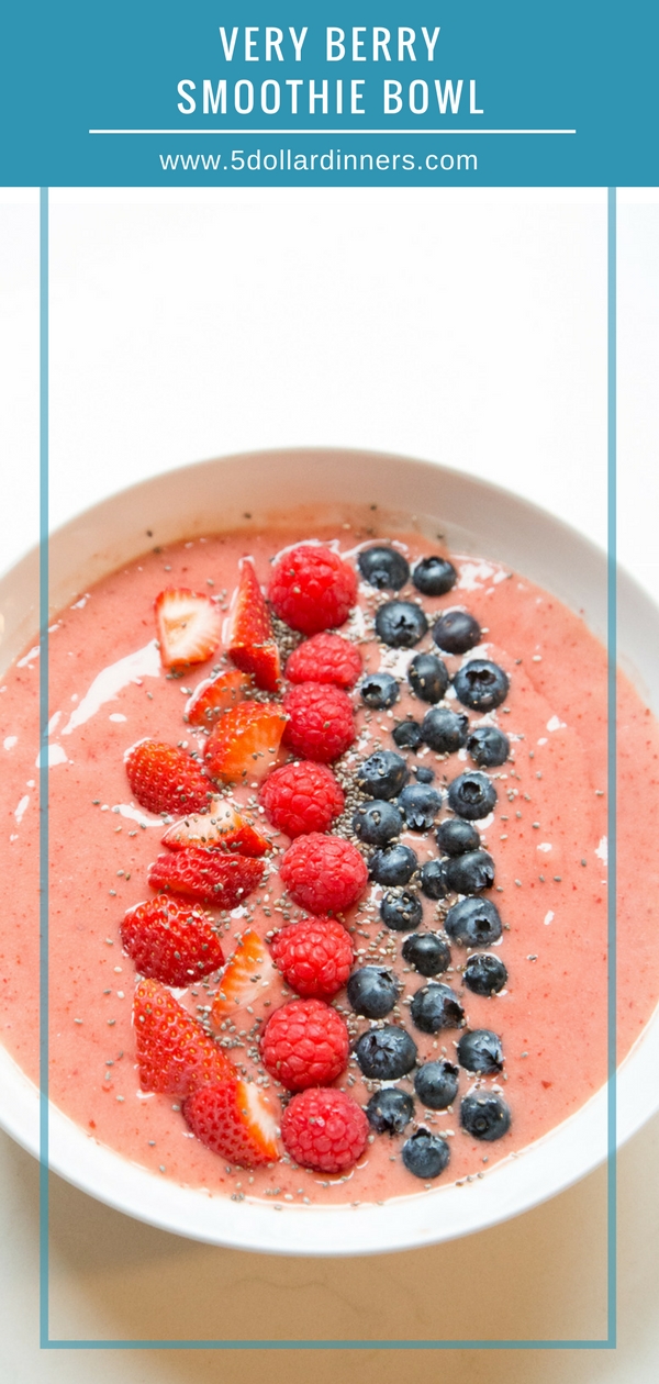 triple berry smoothie bowl