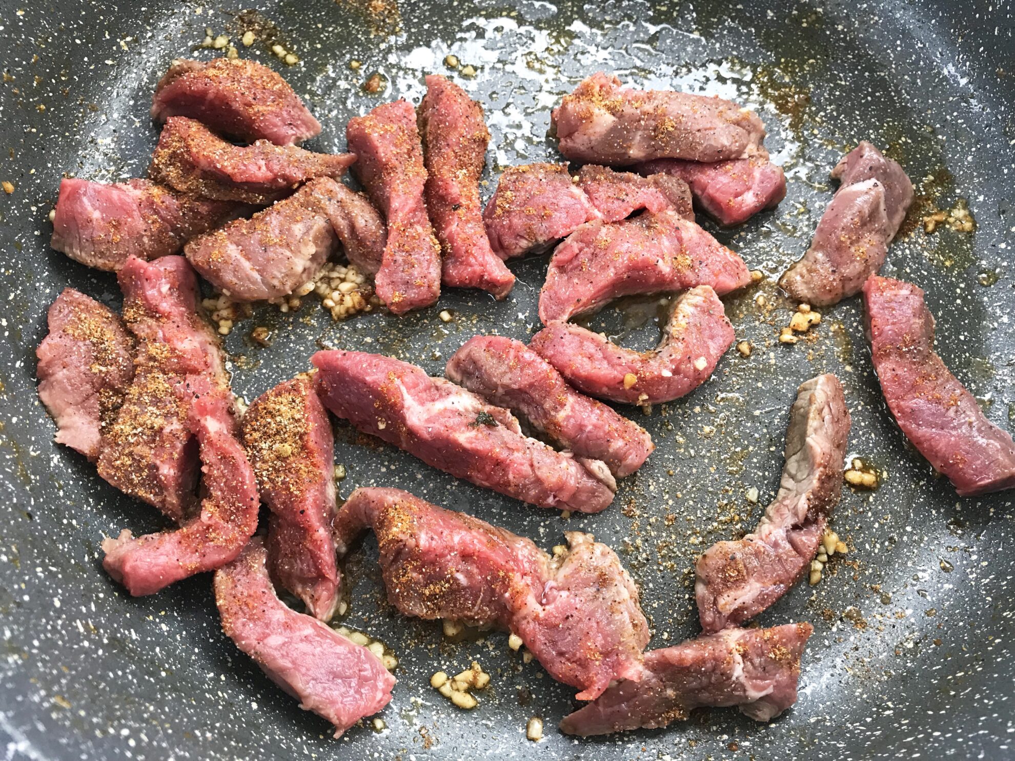 The perfect and easy low carb dish, Keto Steak Fajitas all on 5 Dollar Dinners!