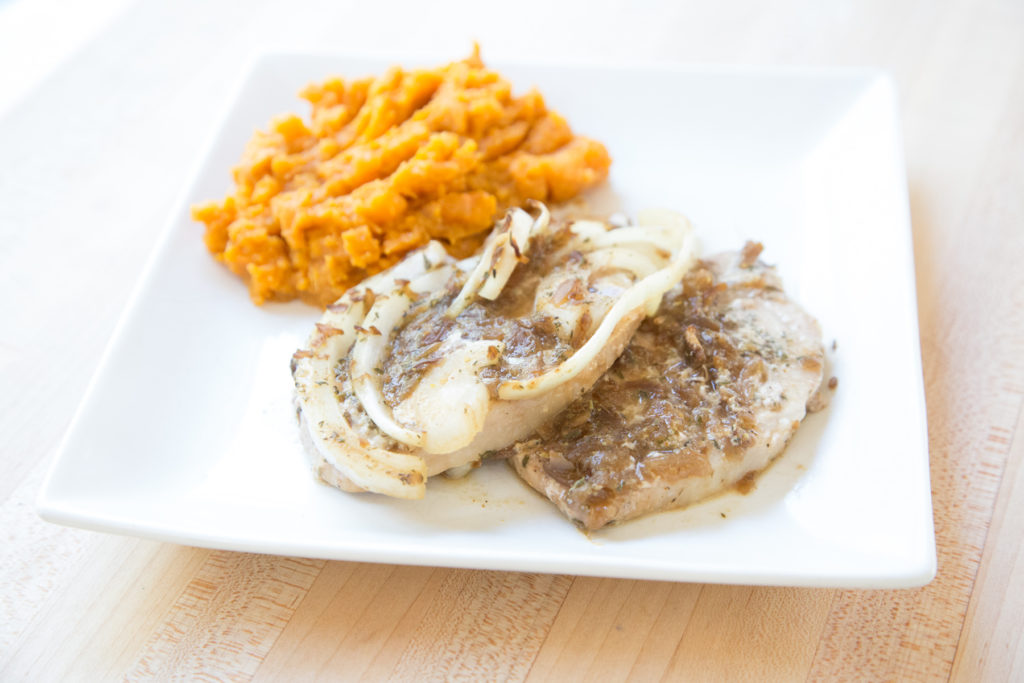 Quick and easy recipe for French Onion Pork Chops