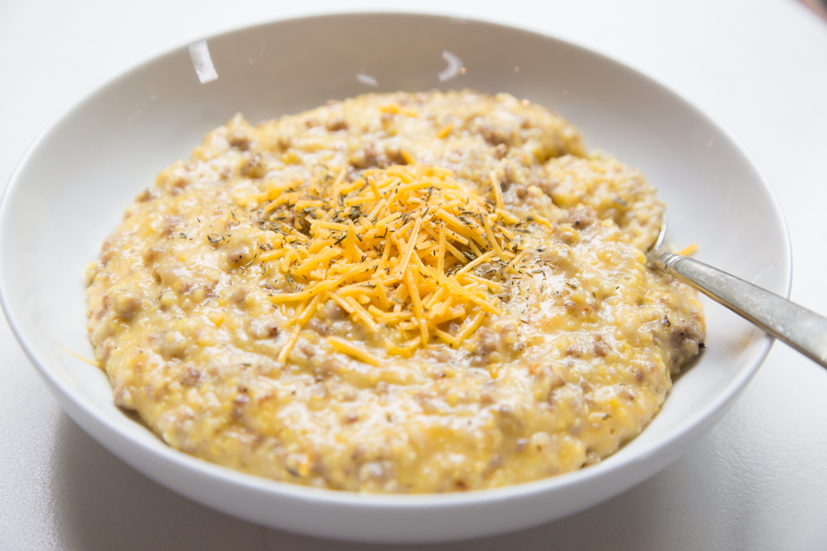 instant pot cheesy sausage grits