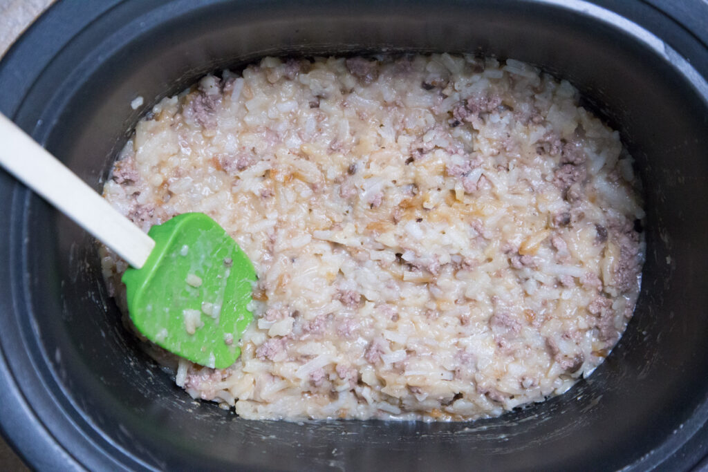 Slow Cooker Hashbrown Beef Bake